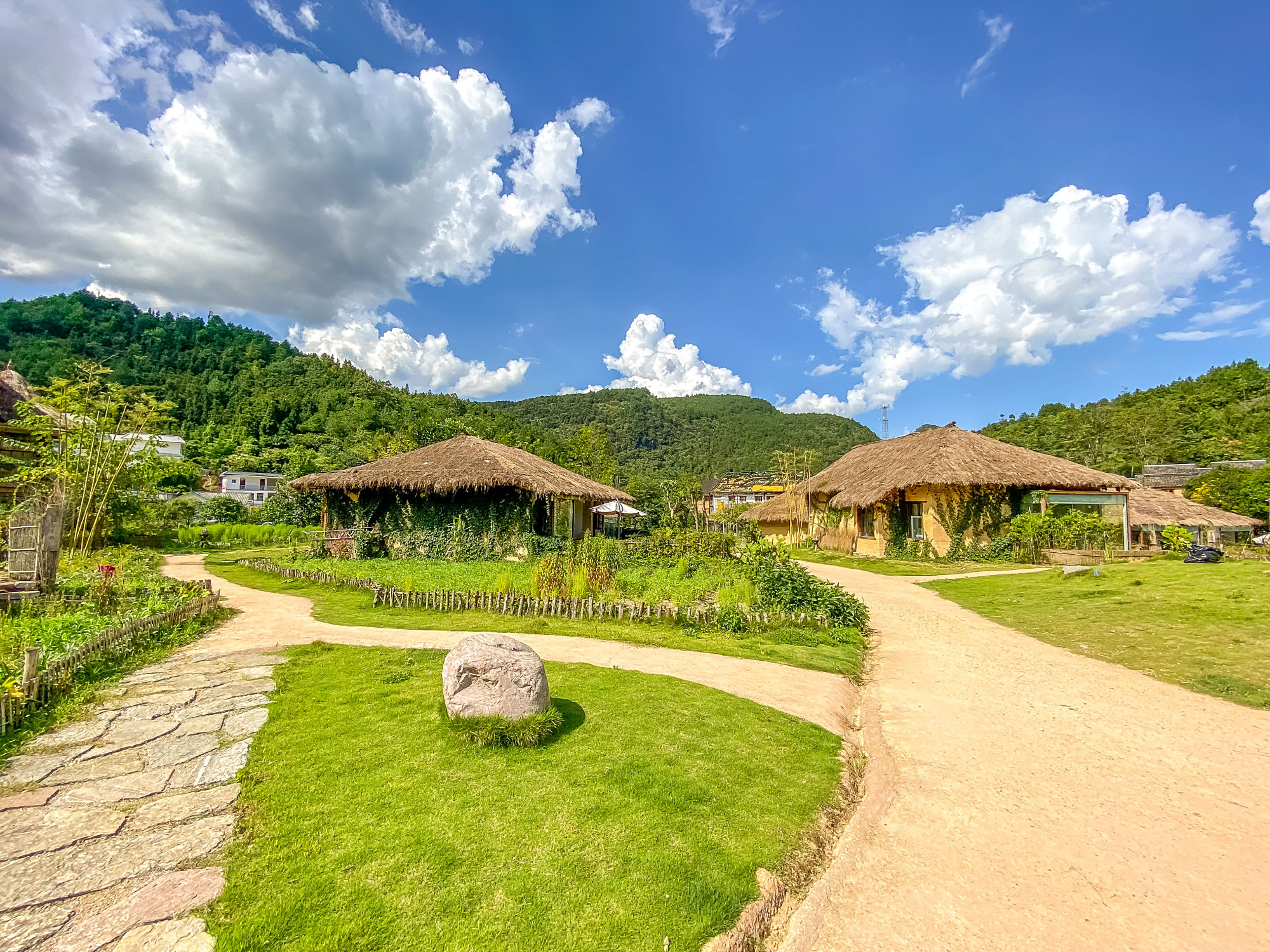 贵州瑶山古寨,中国最古老的原始部落,体验不一样的民族风情