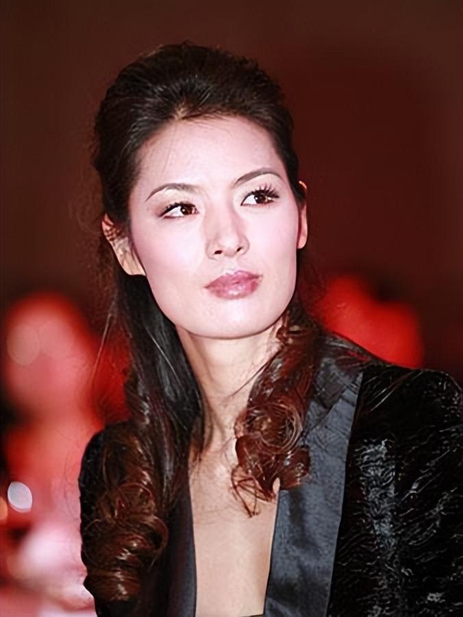 离婚17年风流导演郎昆得了脑膜瘤马艳丽却成10亿富婆