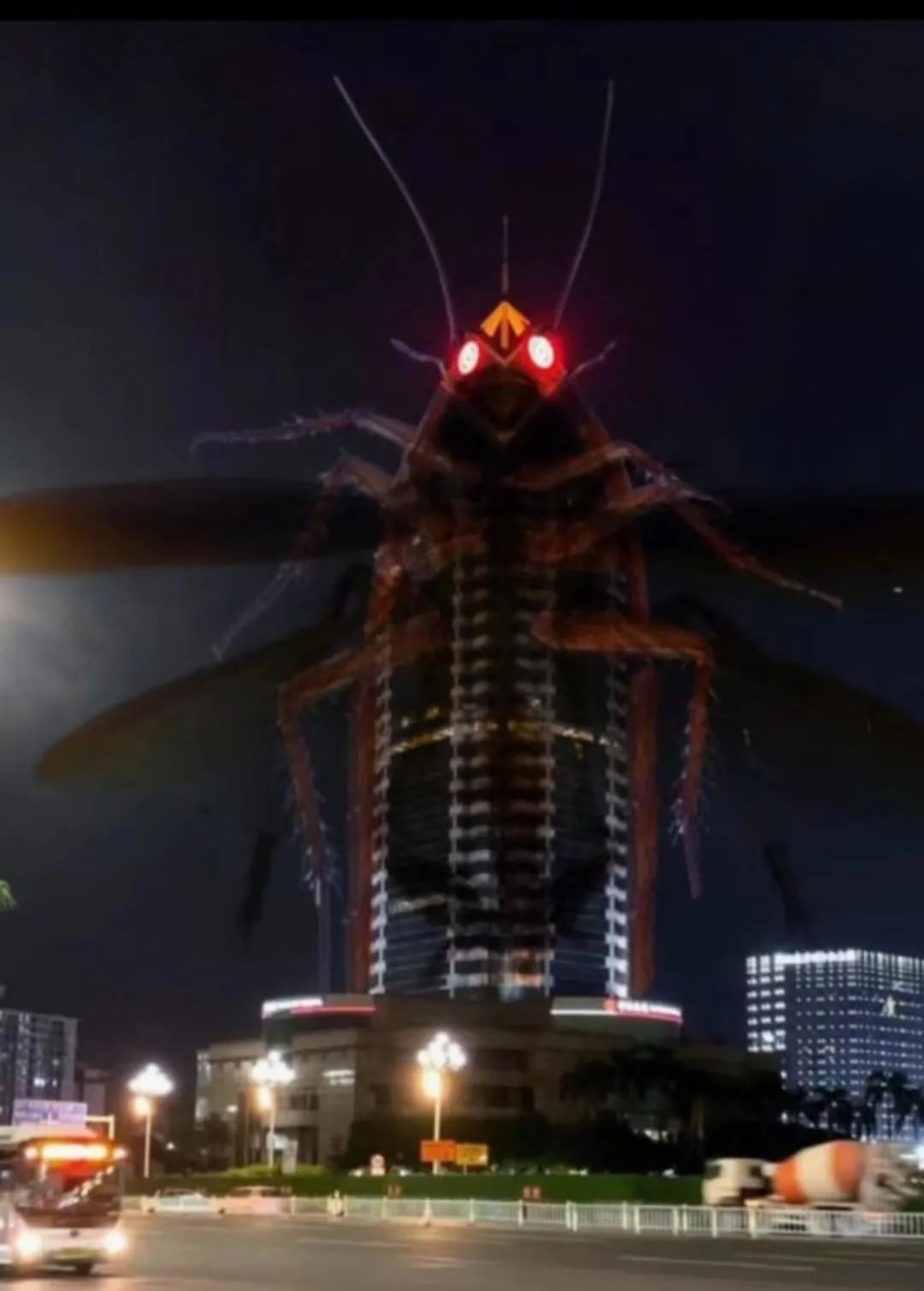 (吓出蟑螂表情包了)