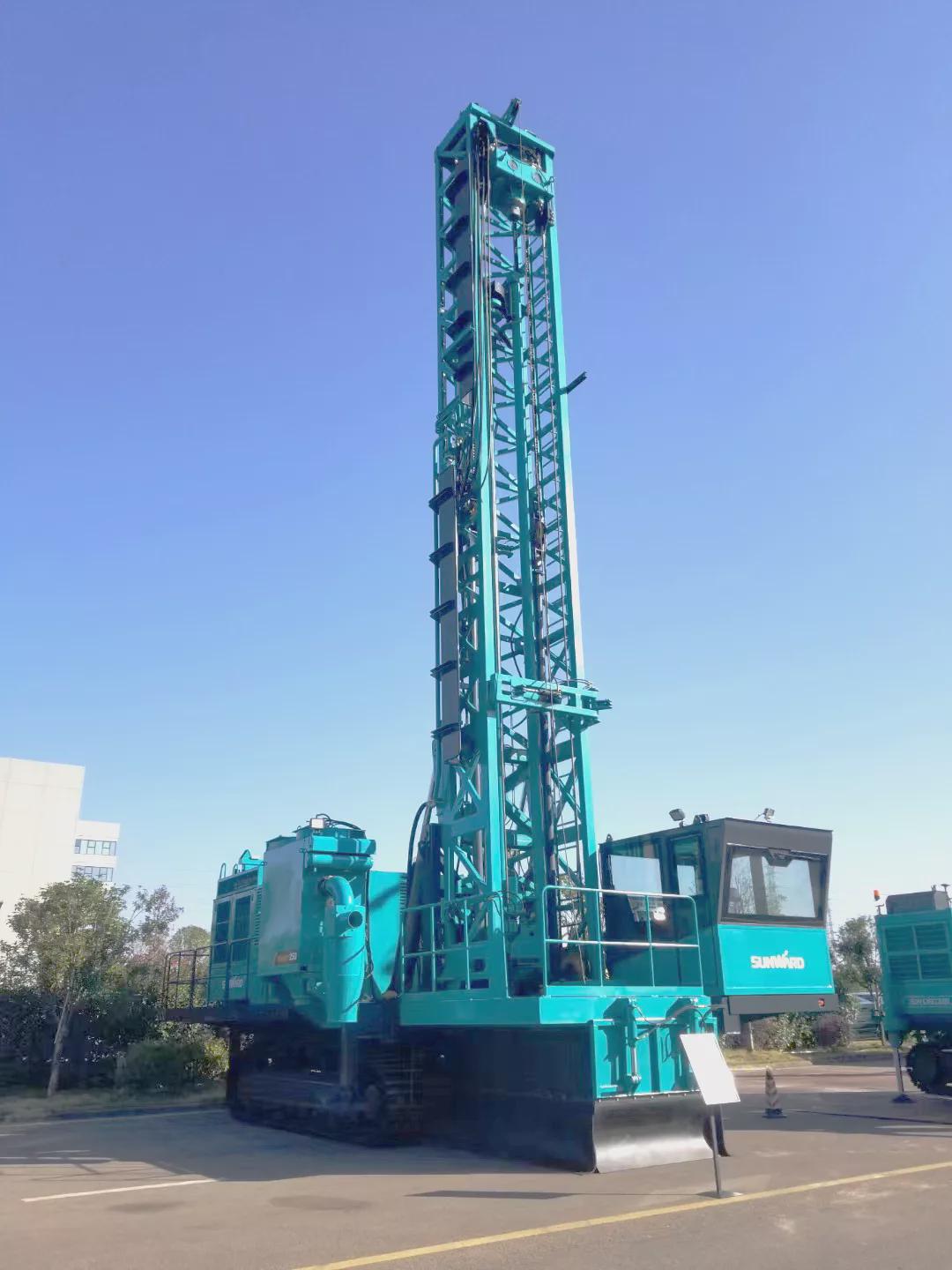 山河智能自主研制的全液压牙轮钻机下线