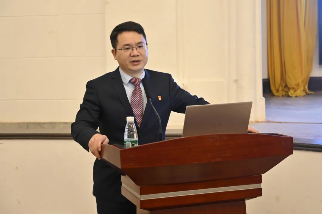 我院召开新一届行政领导班子上岗会议