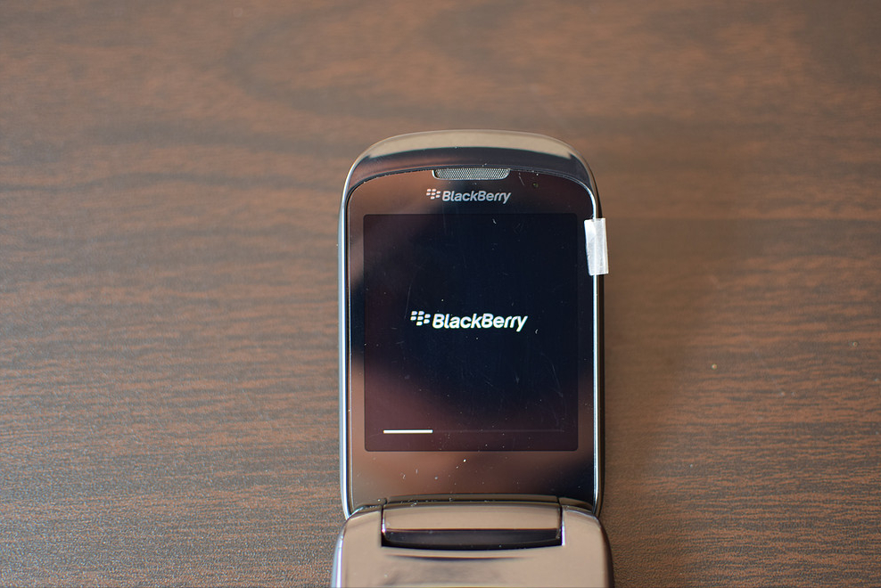 电子怀旧之旅(5)- blackberry 黑莓 9700,9670