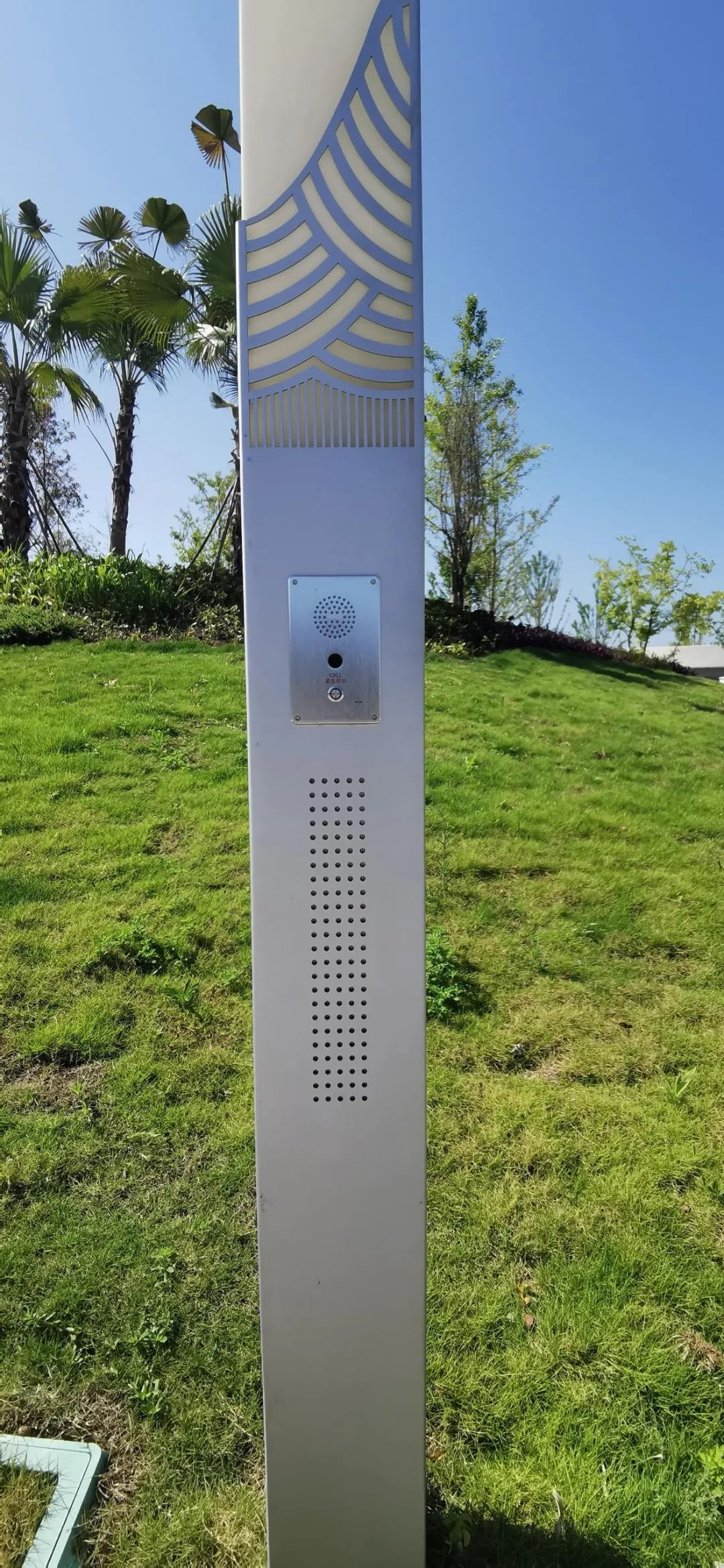 推荐 重庆"一杆多用"智慧灯杆