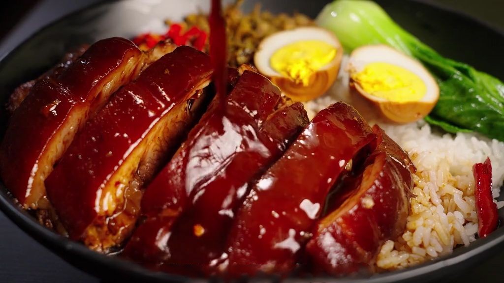 教你制作好吃美味的猪肘饭