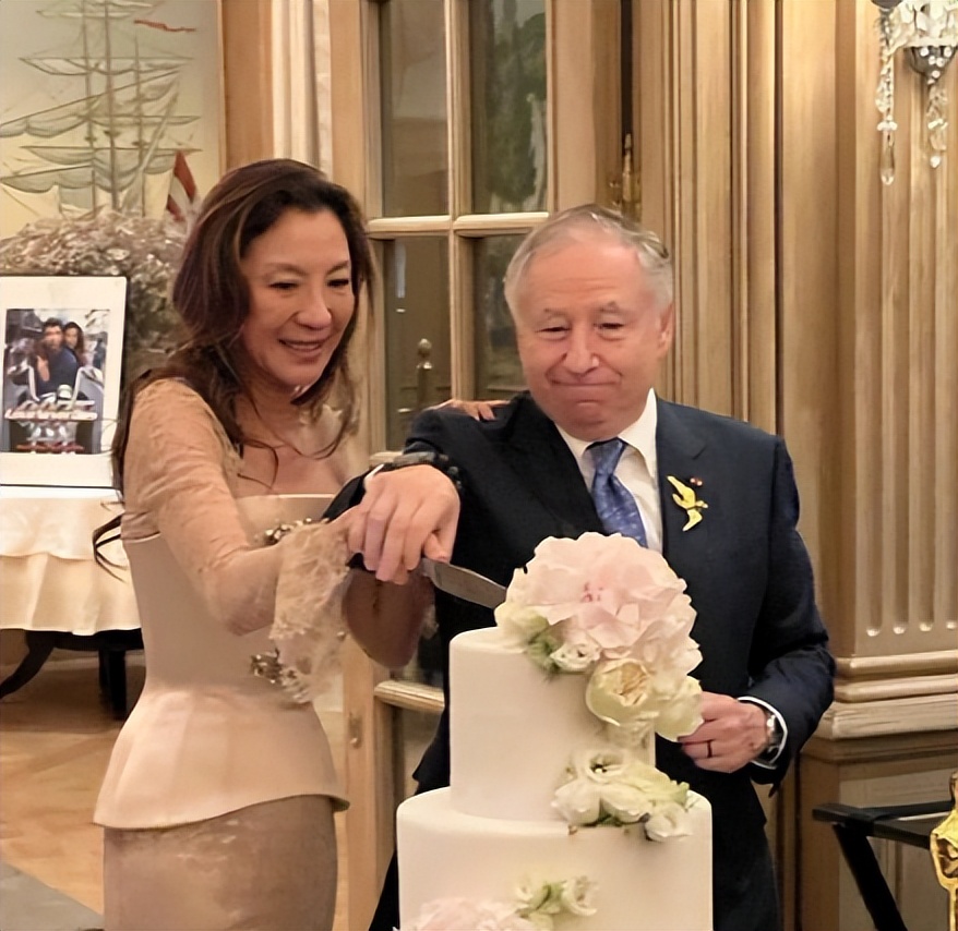 恭喜!61岁杨紫琼结婚办婚礼,结束19年恋爱长跑