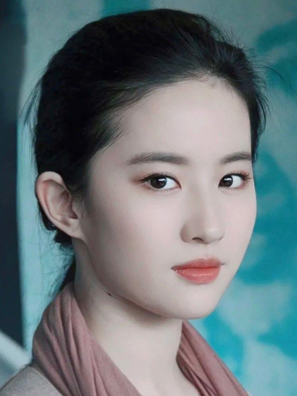 刘亦菲神仙颜值不愧神仙姐姐