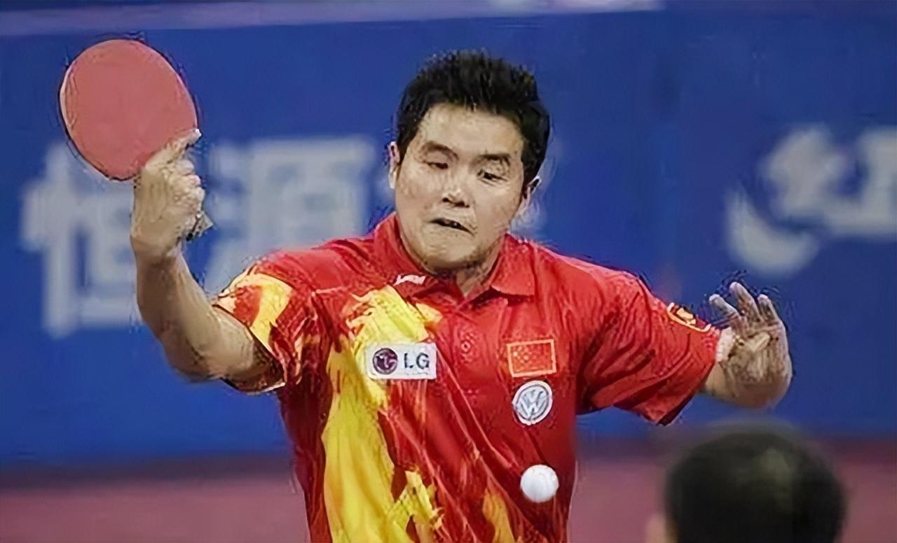 回顾国乒刘国正受伤后女友与他分手退役娶小9岁舞蹈出身的师妹