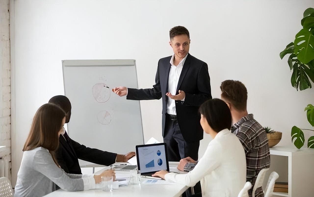 极兔李杰:10个月烧光200亿,11.8亿买丰网,凭啥风头盖过刘强东