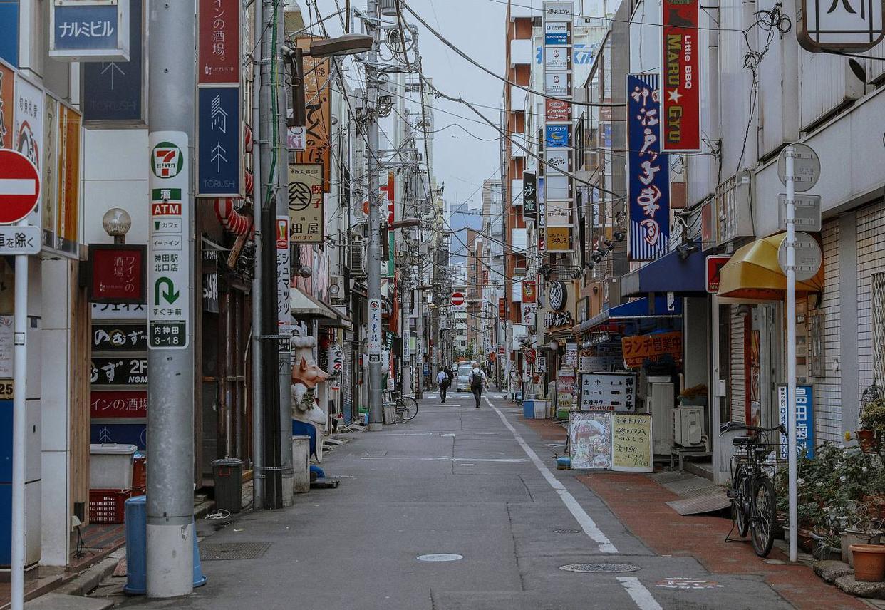 日本街道口号,给人的第一印象就是温暖,译成中文则让人忍俊不禁