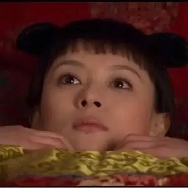 更不用说,出自《甄嬛传》的表情包广泛流传↓#甄嬛传里的废话文学#前