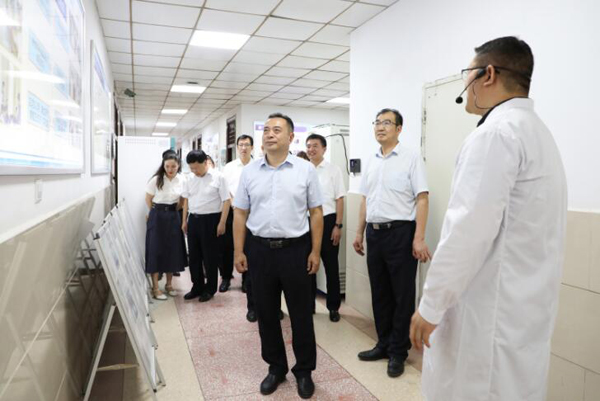 河南省科技厅党组书记,厅长张锐到周口师范学院调研指导