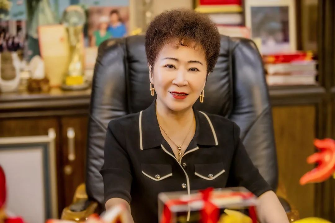 四川商投集团接手红旗连锁,曹世如将继续担任董事长,总经理
