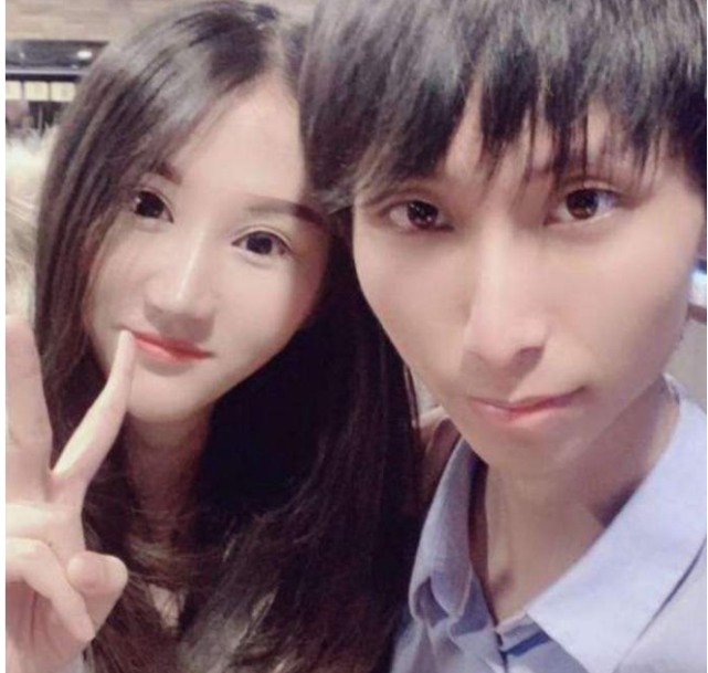 梦泪解说女友兮兮打游戏,话语间满满的求生欲,网友:差点跪键盘