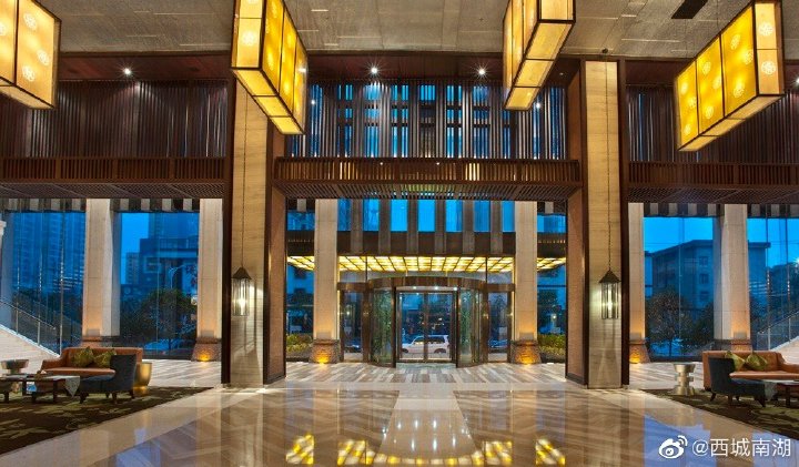 网友爆料临沂浅深休闲会所恶意欠薪