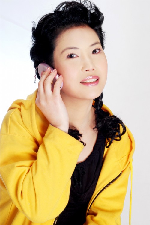 李双江妻子梦鸽:嫁大27岁老公超幸福,然而儿子却成了我的烦恼