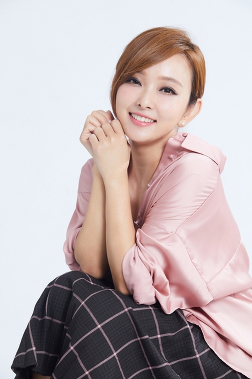 爱纱当起油管达人 未来仍有发片打算