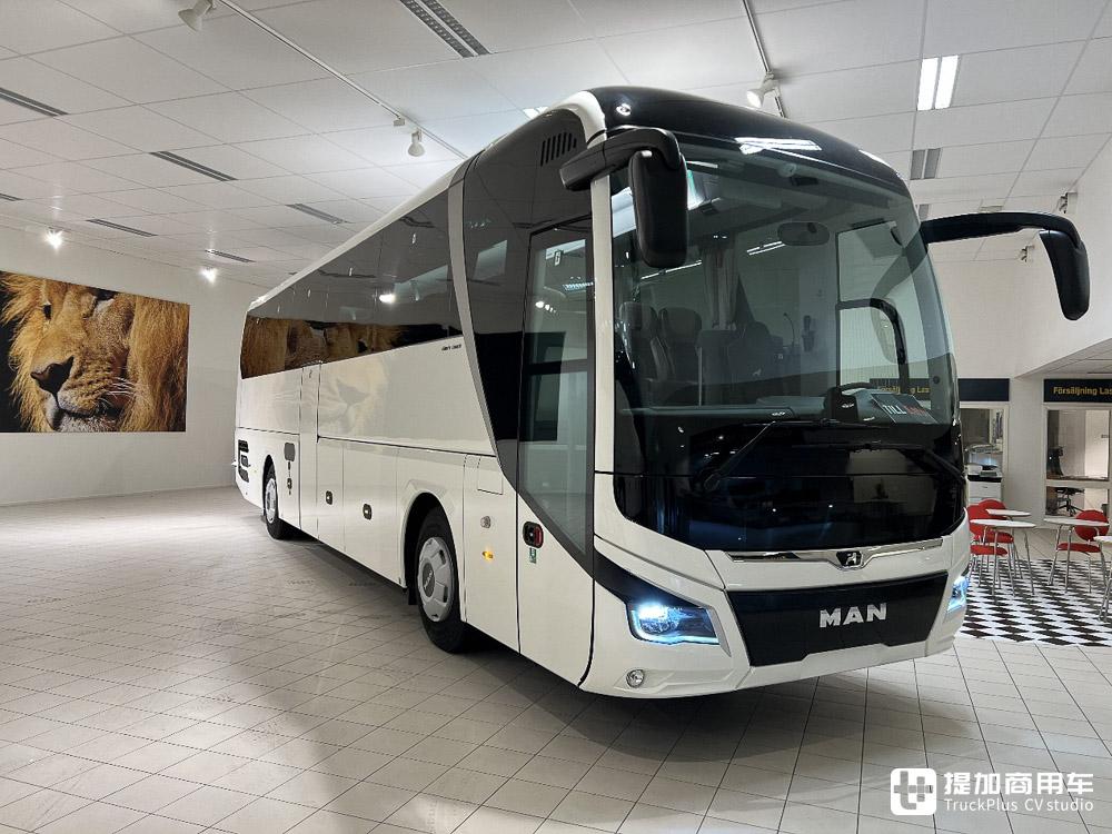 德国曼的顶级豪华巴士,乘坐超级舒适,实拍2023款lions coach