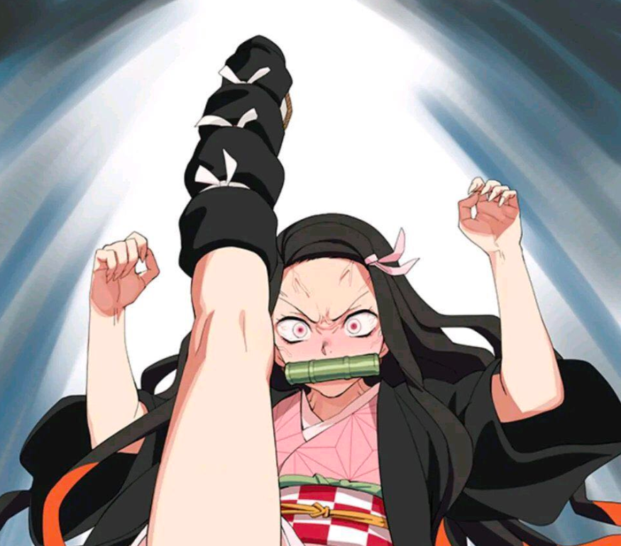 有一说一,不是所有的动漫女孩子,都能做到"腿咚"骑士踢