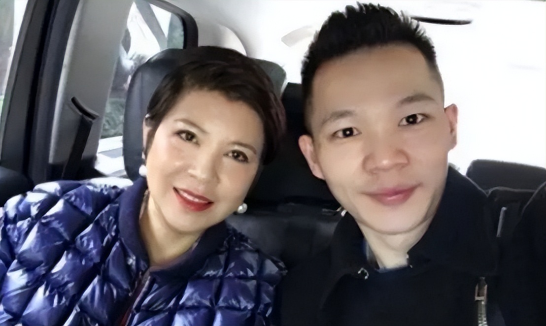 歌手杭天琪:我这辈子最正确的决定,就是43岁高龄为小丈夫生儿子