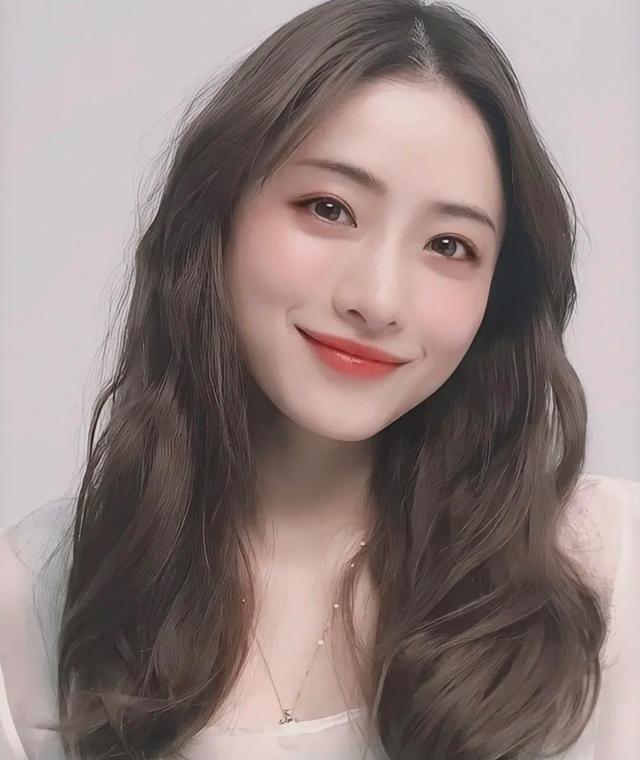 普通女孩要知道的4个变美"小心机",坚持下去,悄悄惊艳所有人