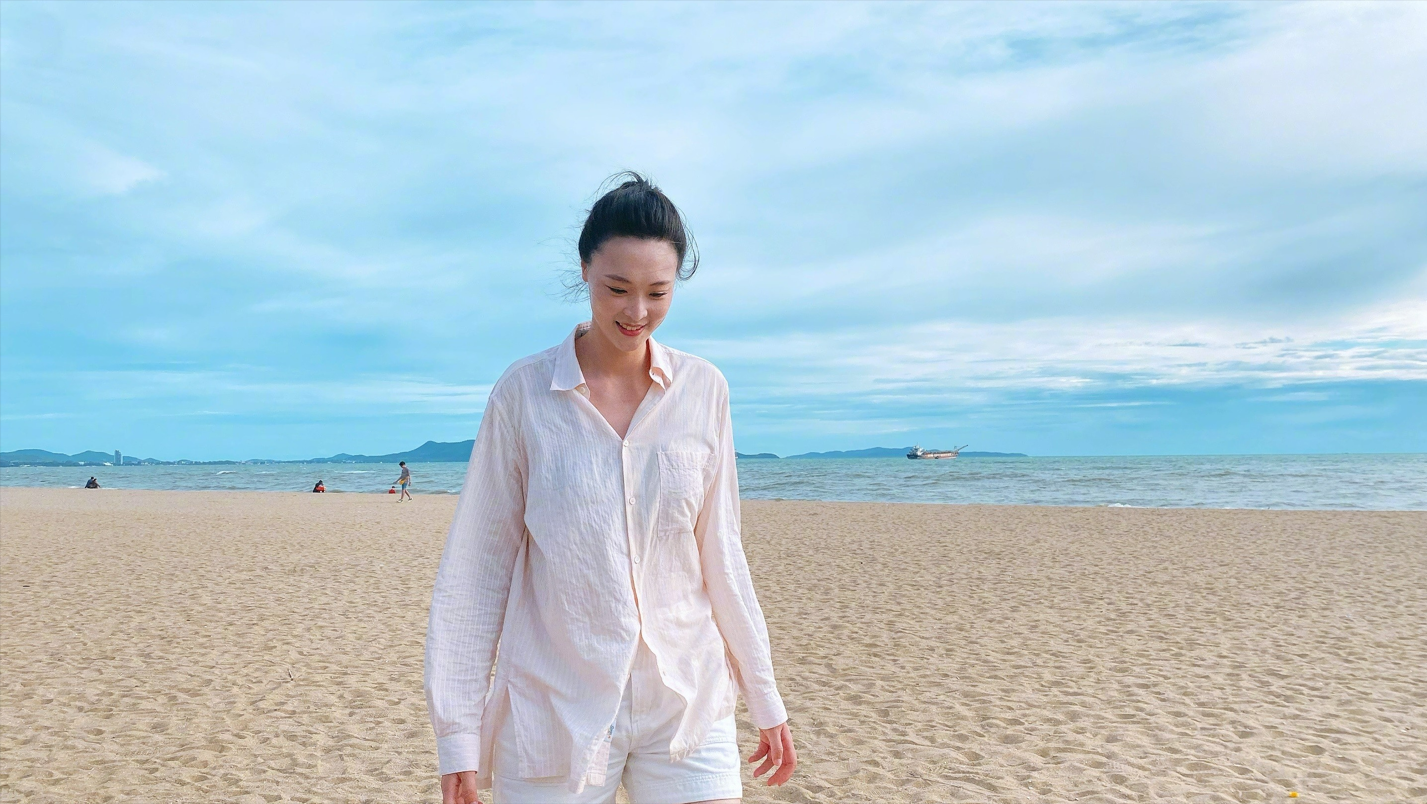 北京时间7月21日,女排传来朱婷,郑益昕和惠若琪的最新消息