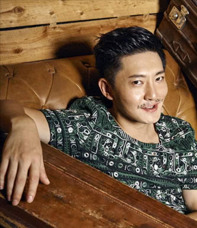 回顾郭京飞陆毅连襟与鲍蕾妹一月闪婚16年相伴生一子幸福美满