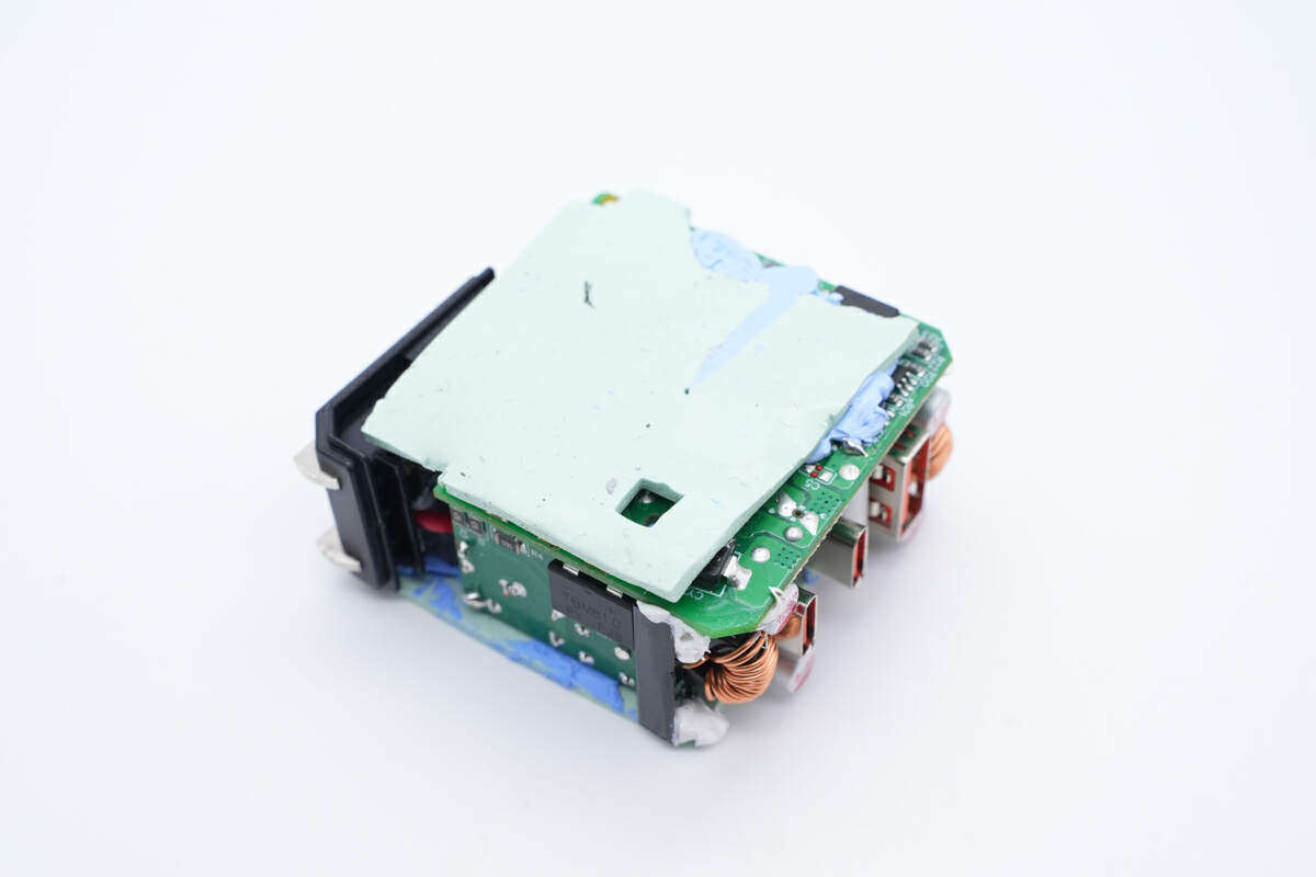 内置能华ce65h160dngi氮化镓开关管,旭联67w氮化镓充电器拆解