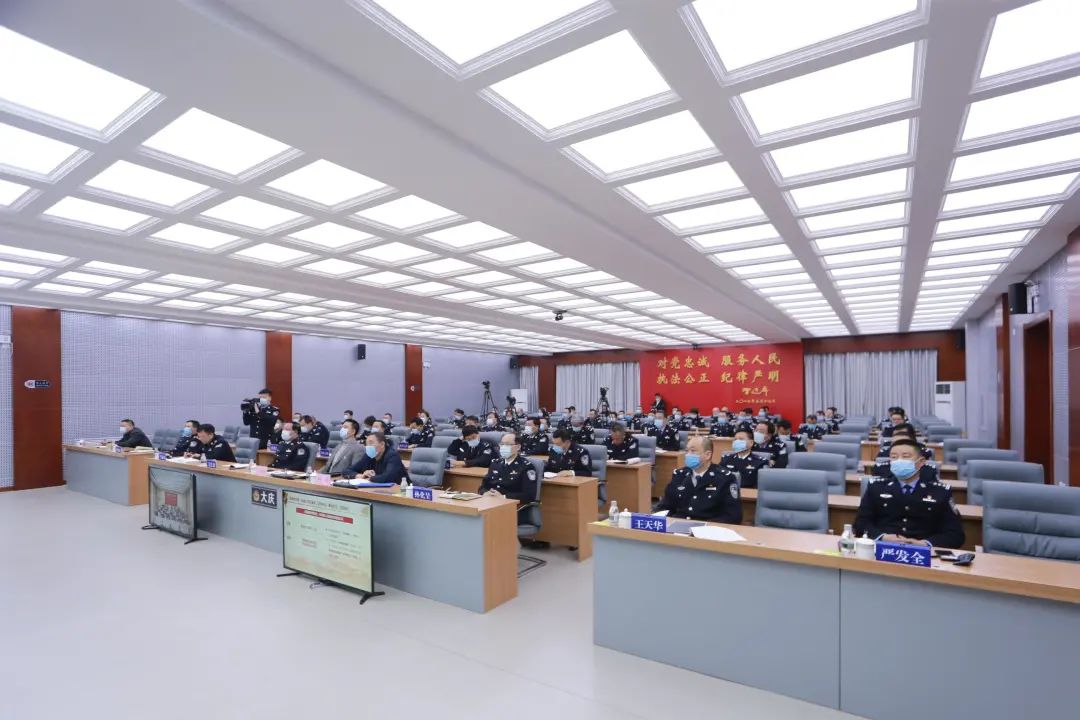 史衍芳同志为全市公安机关作专题党课辅导