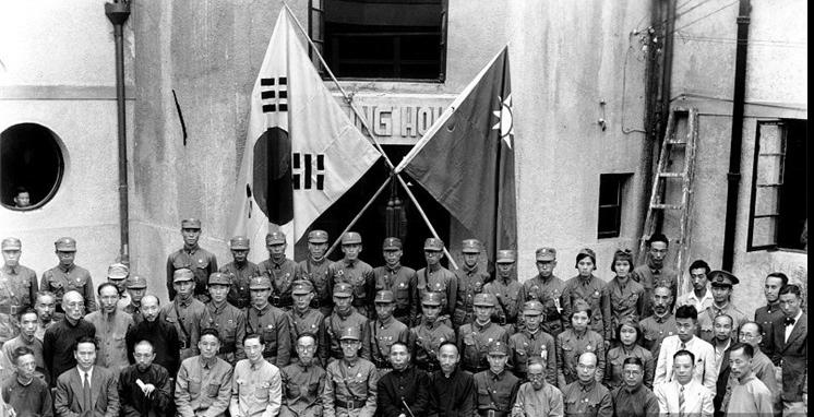 朝鲜被日本殖民35年后,成立了临时政府,为何很快就南北分裂了?