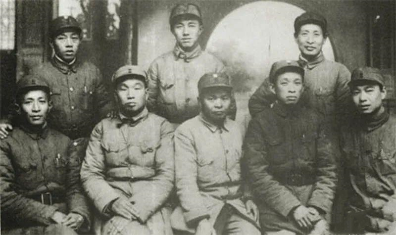 99年红二代姬德胜被审查,声称要见张万年一面,张万年如何处理?