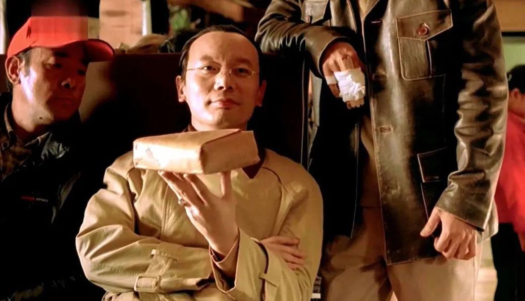 房企的保险柜被偷走了