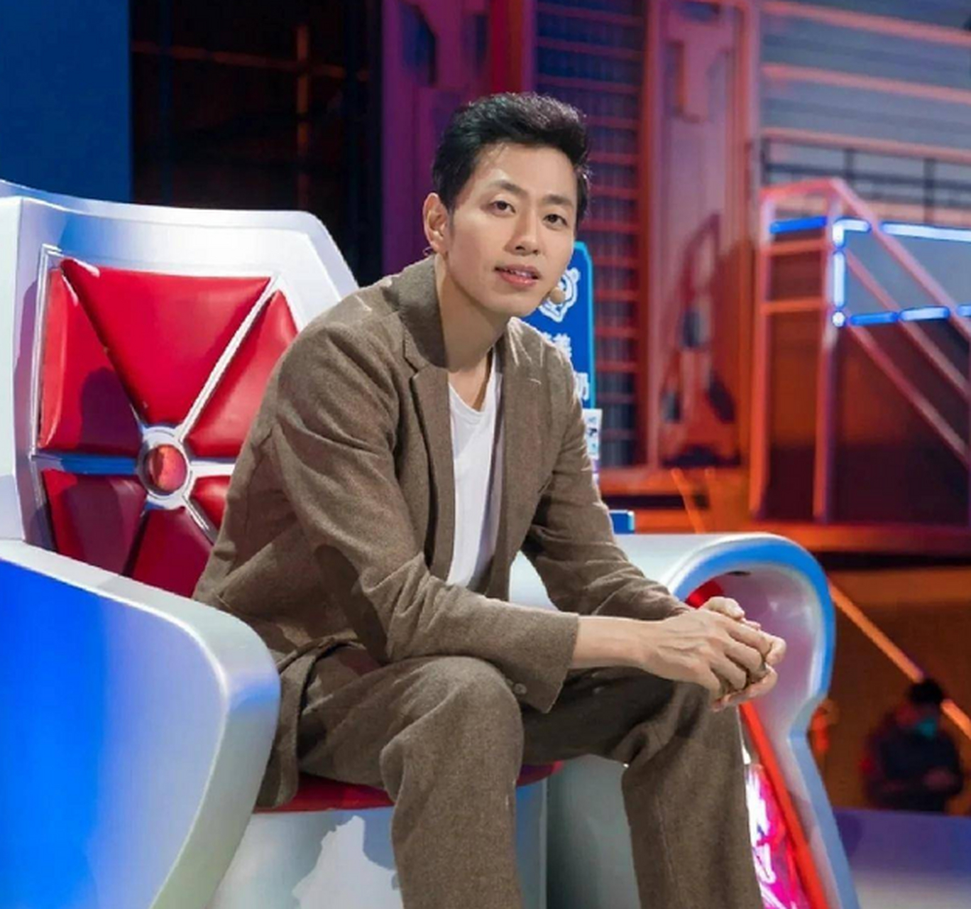 王昱珩,江湖人称"水哥",曾在《最强大脑第二季》中展现惊人的能力.