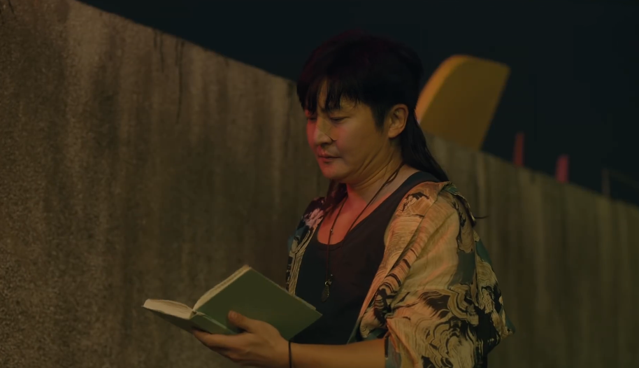 追光的日子:郝楠三年前之"罪",他严苛的话或导致一女学生自杀