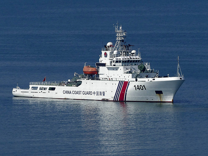 斗智斗勇16小时!大批海警船摆出战斗姿态,日本渔民怒吼奇耻大辱