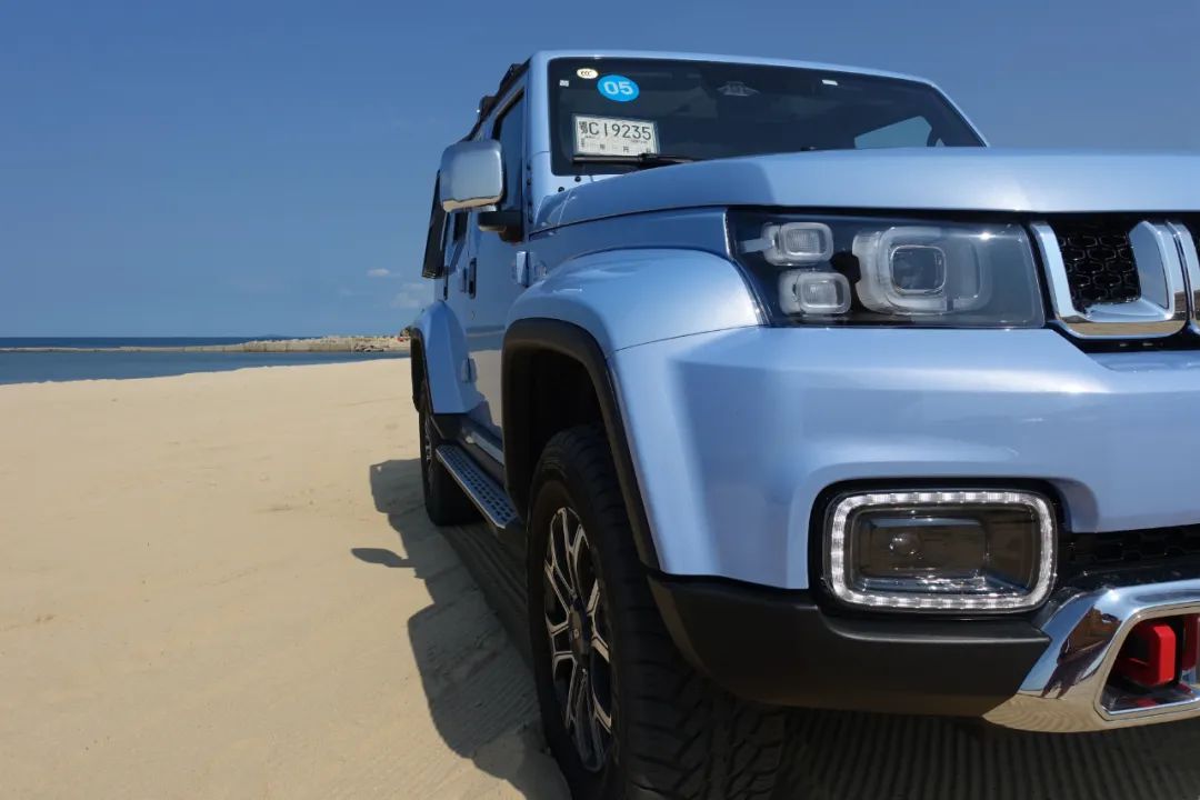 夏日里的一抹"海风蓝",新款bj40如何向着"更城市"进化?