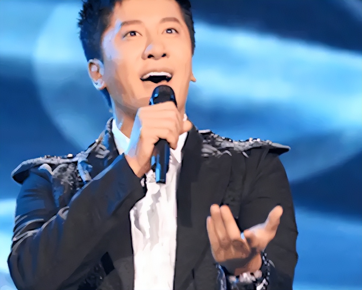 毛宁:曾被谣言困扰,与好友反目,53岁婚姻状况还是个谜