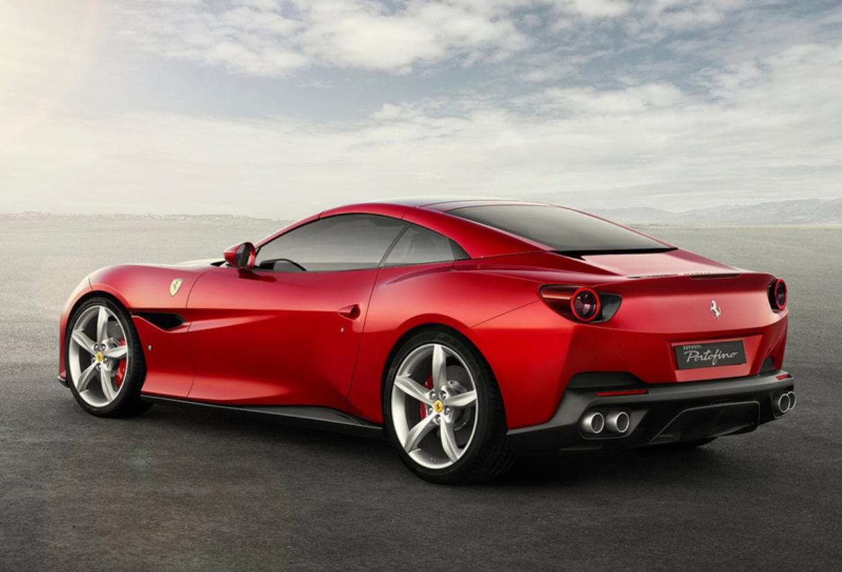 实用型的4座版法拉利,配v型8缸3.9t引擎