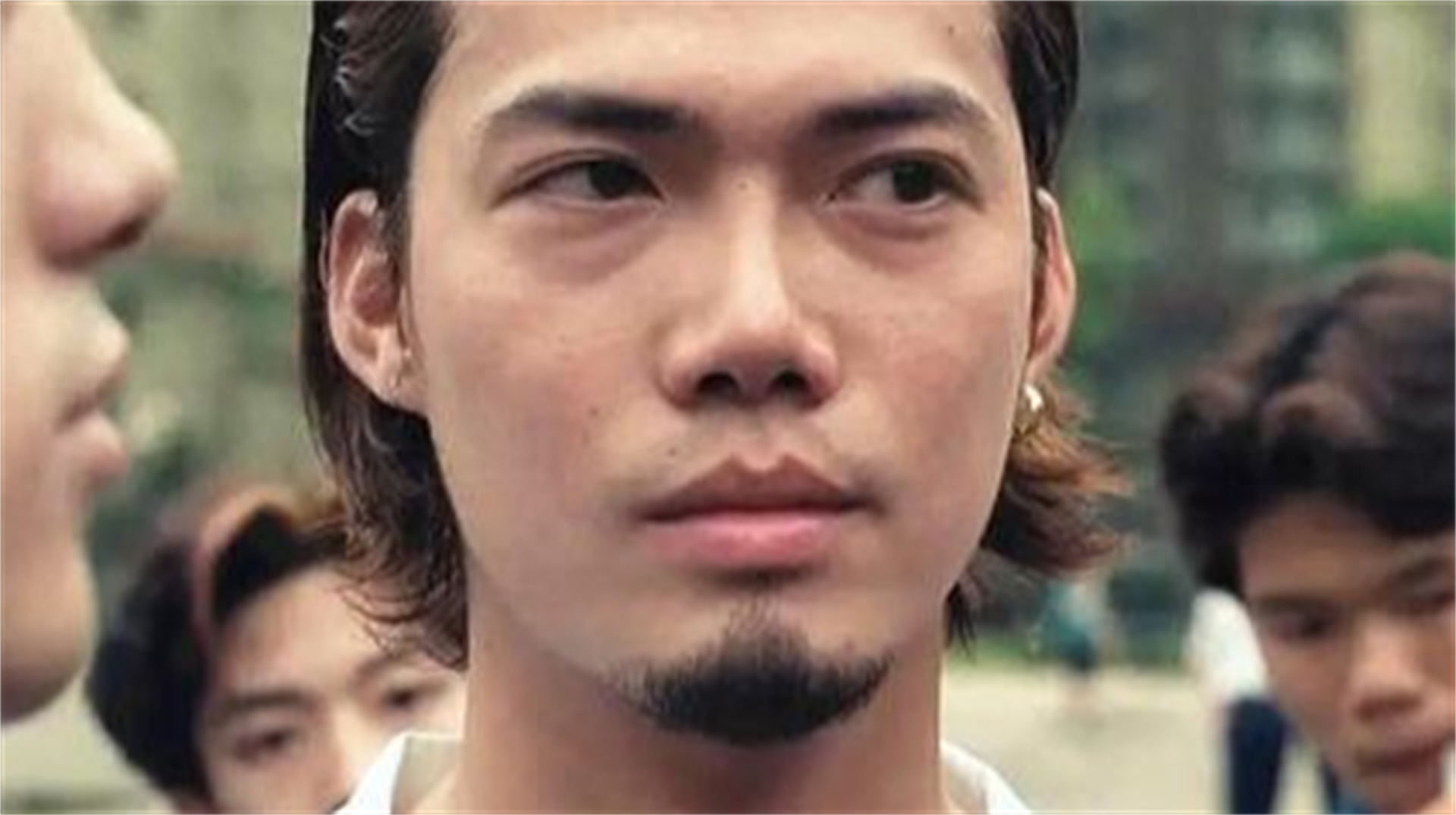 回顾大天二谢天华对桃色诱惑不拒绝妻子依旧不离弃