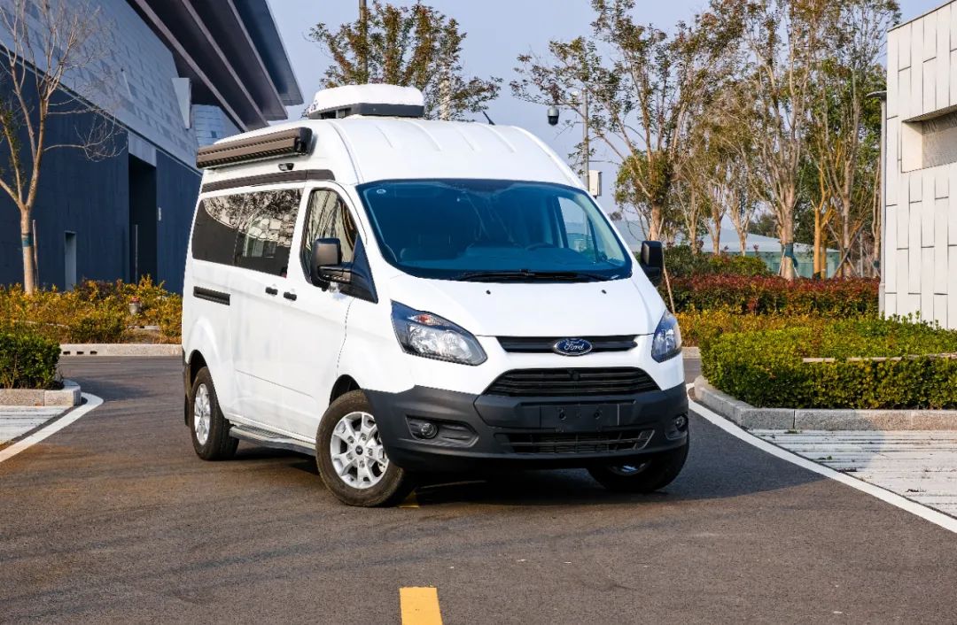 景宴"睿"系列|多用途且低调舒服的商务房车