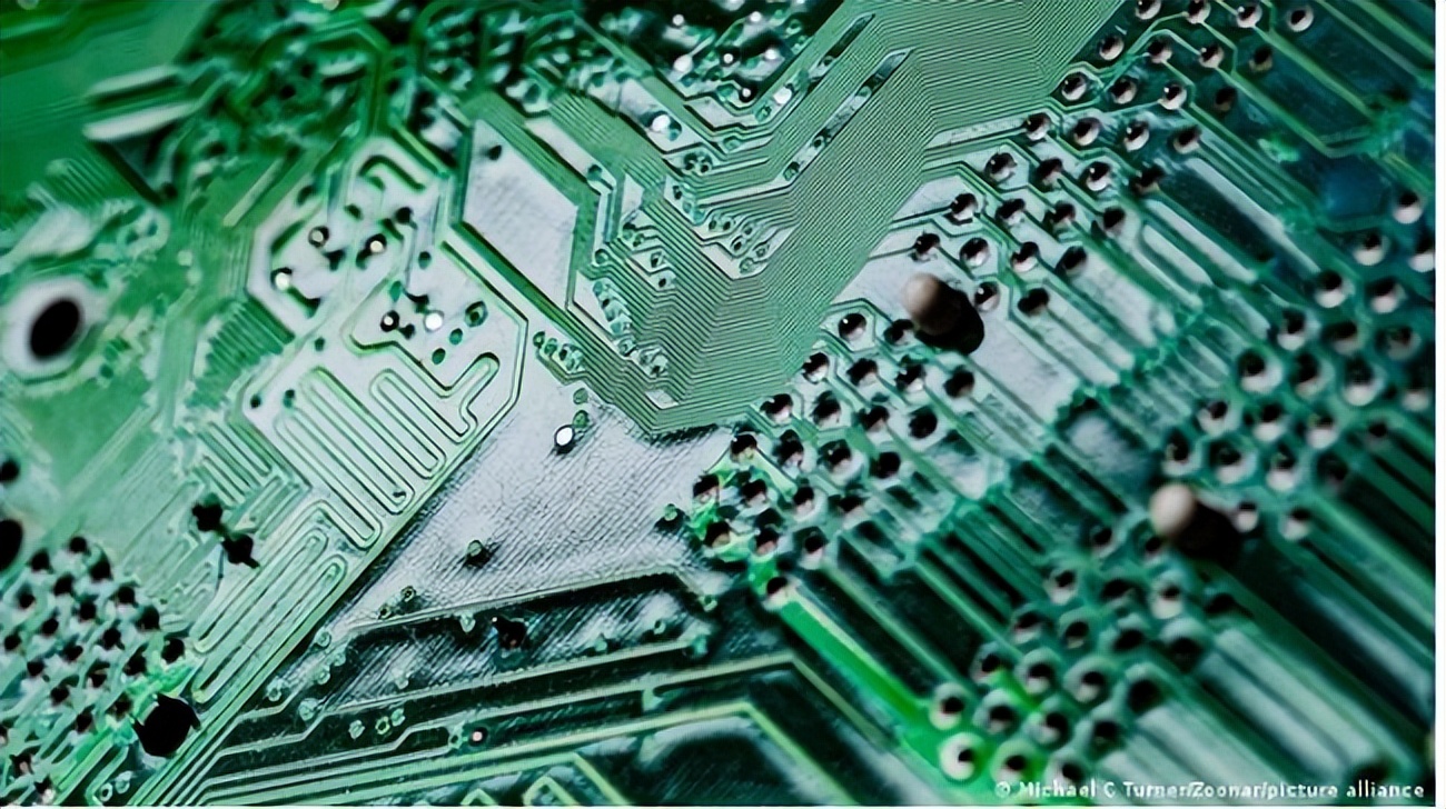 为规避美国出口管制 中国出现地下芯片黑市