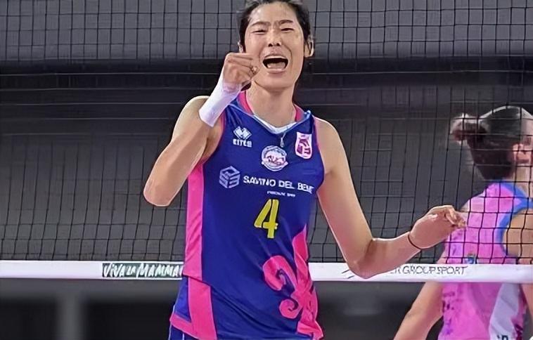 回顾朱婷因训练没见弟弟最后一面埋怨父母隐瞒弟弟去世的消息