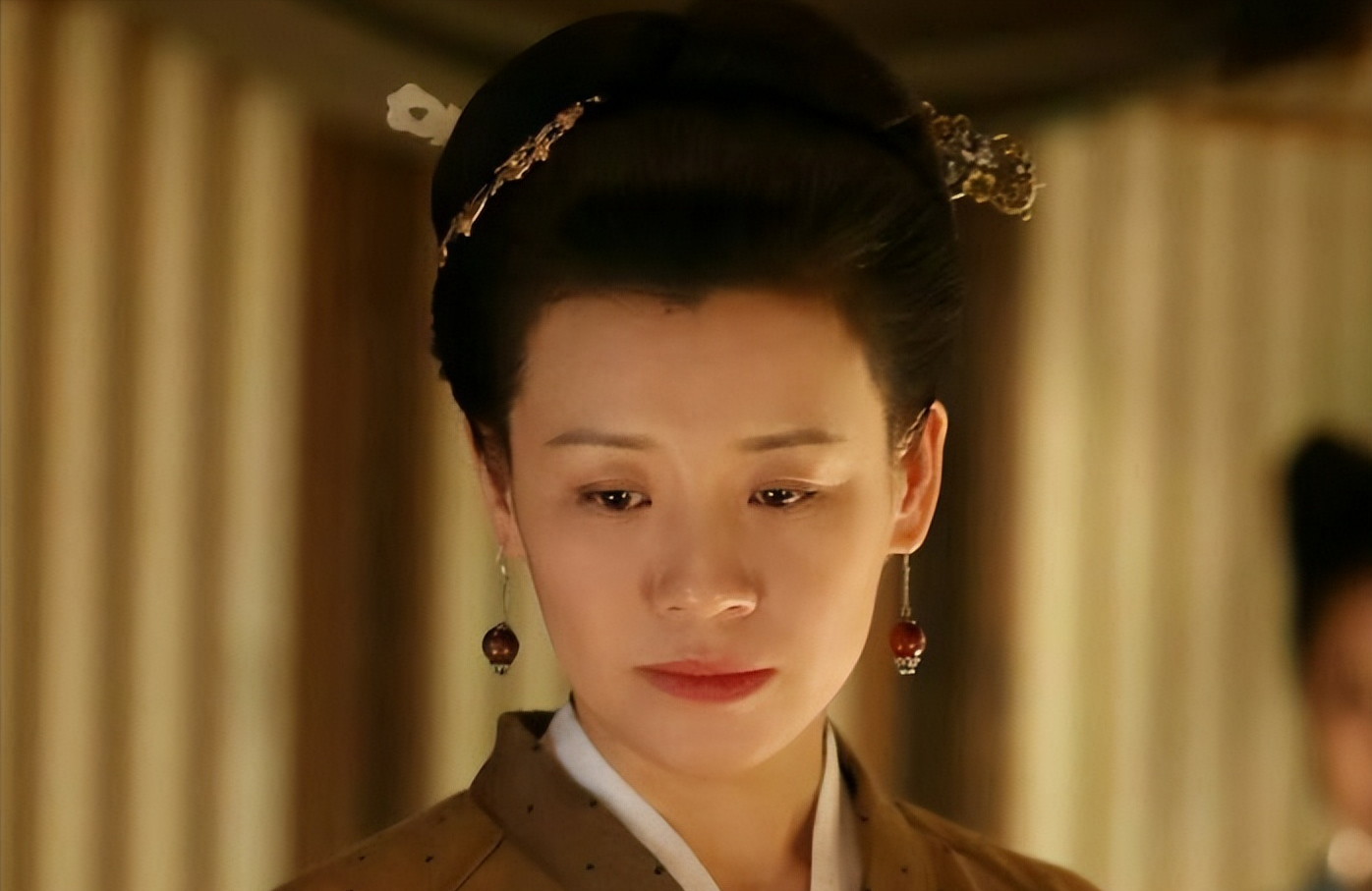 回顾大娘子刘琳被名导抛弃后嫁平凡丈夫49岁被宠成公主