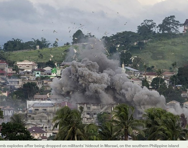 菲律宾军方:菲空军对"伊斯兰国"相关武装分子发动空袭