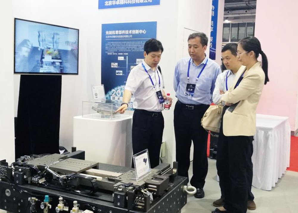 打破ASML垄断，国产高端光刻机“破土”，一台设备可卖6000万！