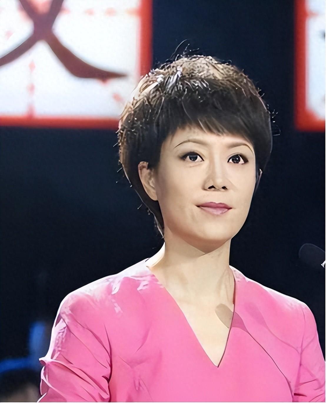 央视主持人李文静:努力平衡婚姻和事业,不生育是怕失去二人世界