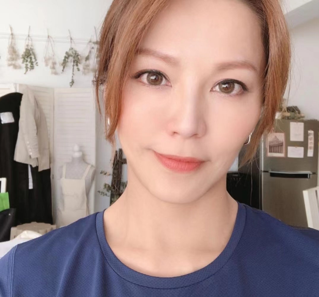 母兼父职压力大!康子妮曝与儿子吵架到哭,前夫则到内地发展爆红