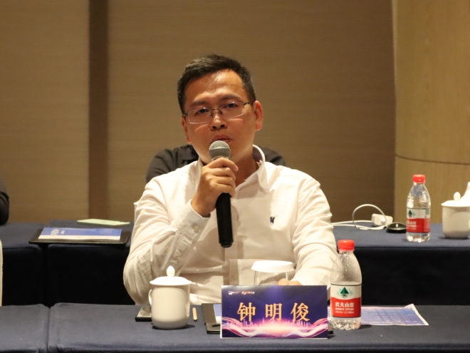 郭加迪:下半年有信心有决心办好"三件大事"