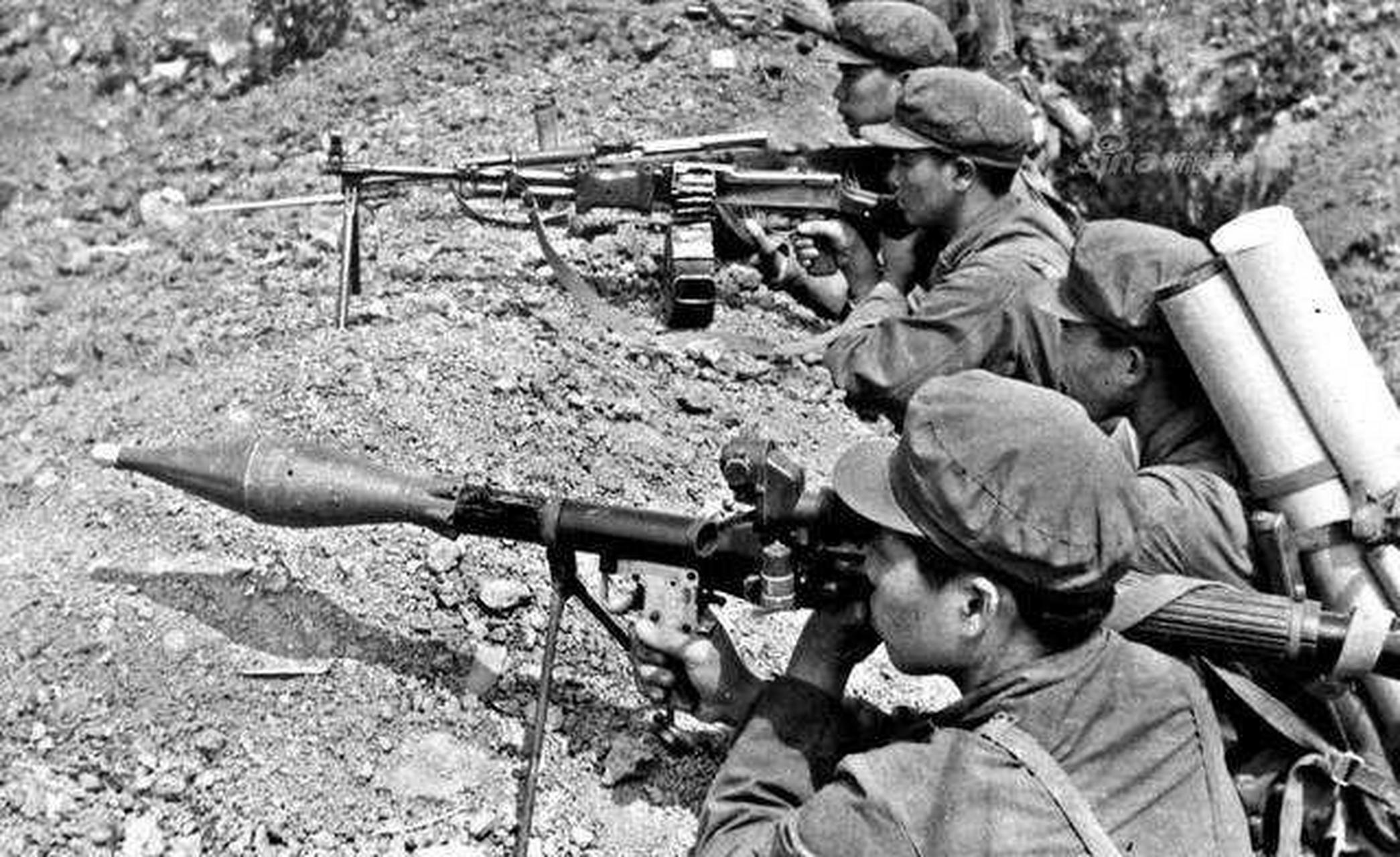 刘伯承大声责问张国华:瞧不上我了,张:首长别怪,打死我也不敢