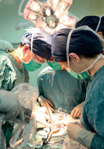 首例移植手术成功