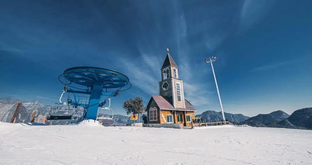 来云居滑雪场点燃冬日限定的速度与激情